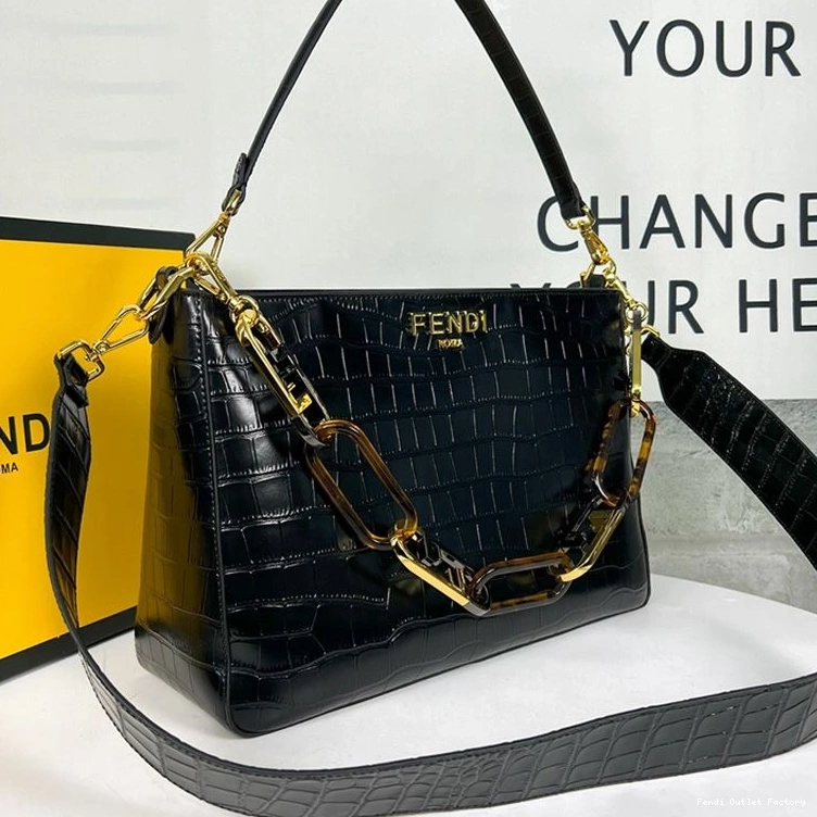 Vintage HOT Leather Bag Crocodile In Fendi Black Shoulder Zip O'Lock 0809